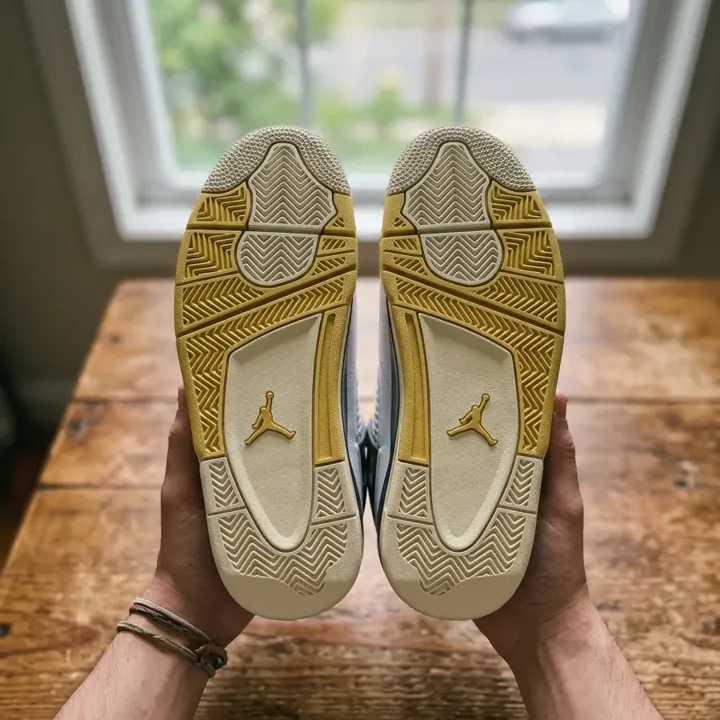Nike Air Jordan 4 Retro AQ9129-101, vue 5