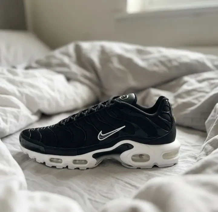 Nike Air Max Plus DM2362-001, vue 3